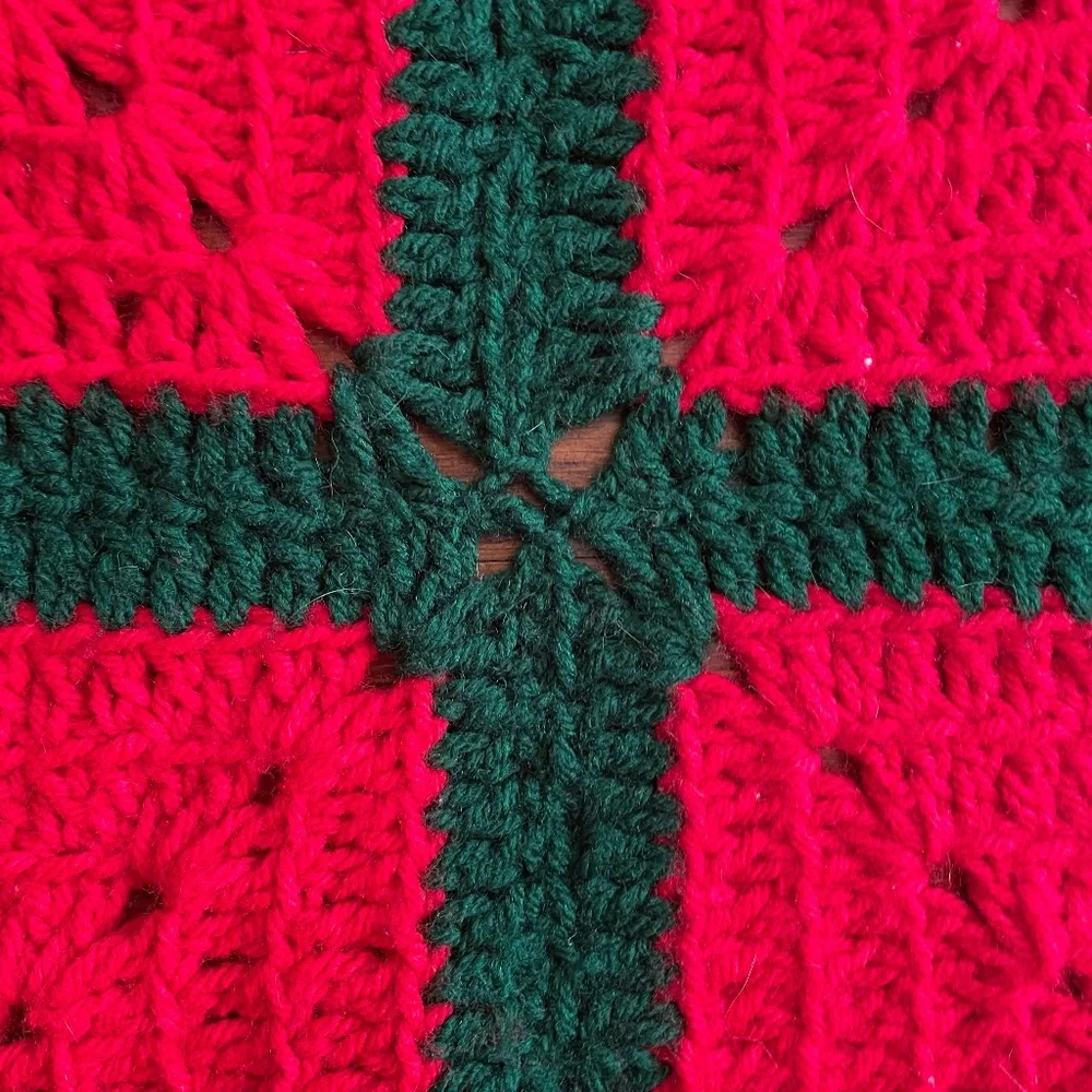 Vintage Handmade‎ Christmas Granny Square Crochet Afghan Throw Blanket 42